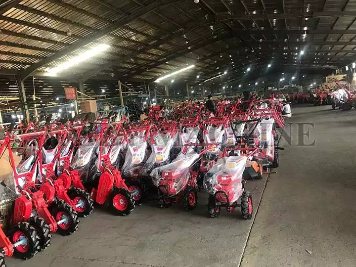 corn harvesters in Taizy Factory