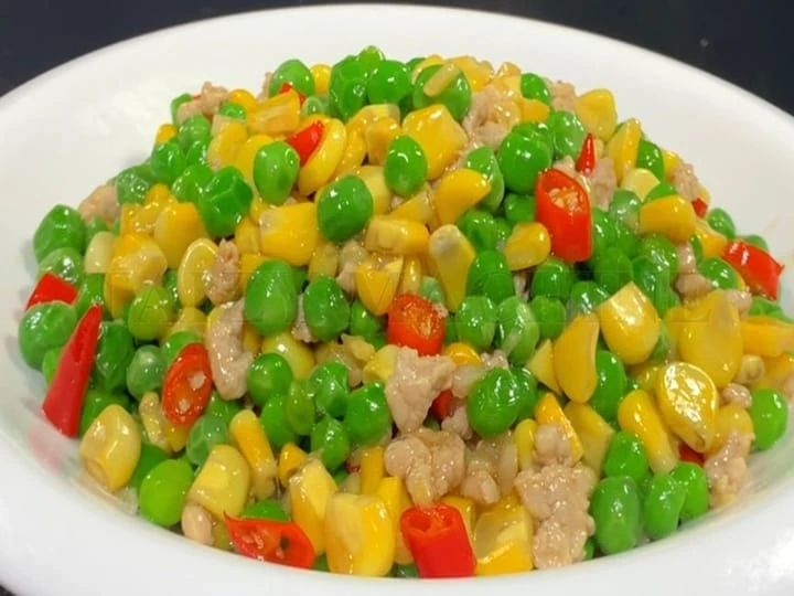 Corn kernels are often used as a cooking ingredient.